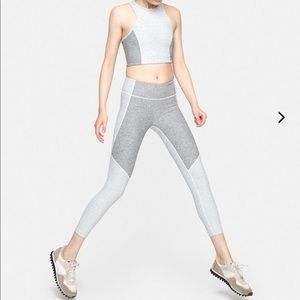 Outdoor Voices 3/4 Two-Tone Leggings Size S